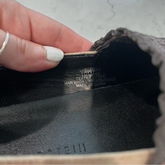 LORI GOLDSTEIN Collection Sabrine Smocked Slip on Sneaker. Size 10 - Picture 11 of 13